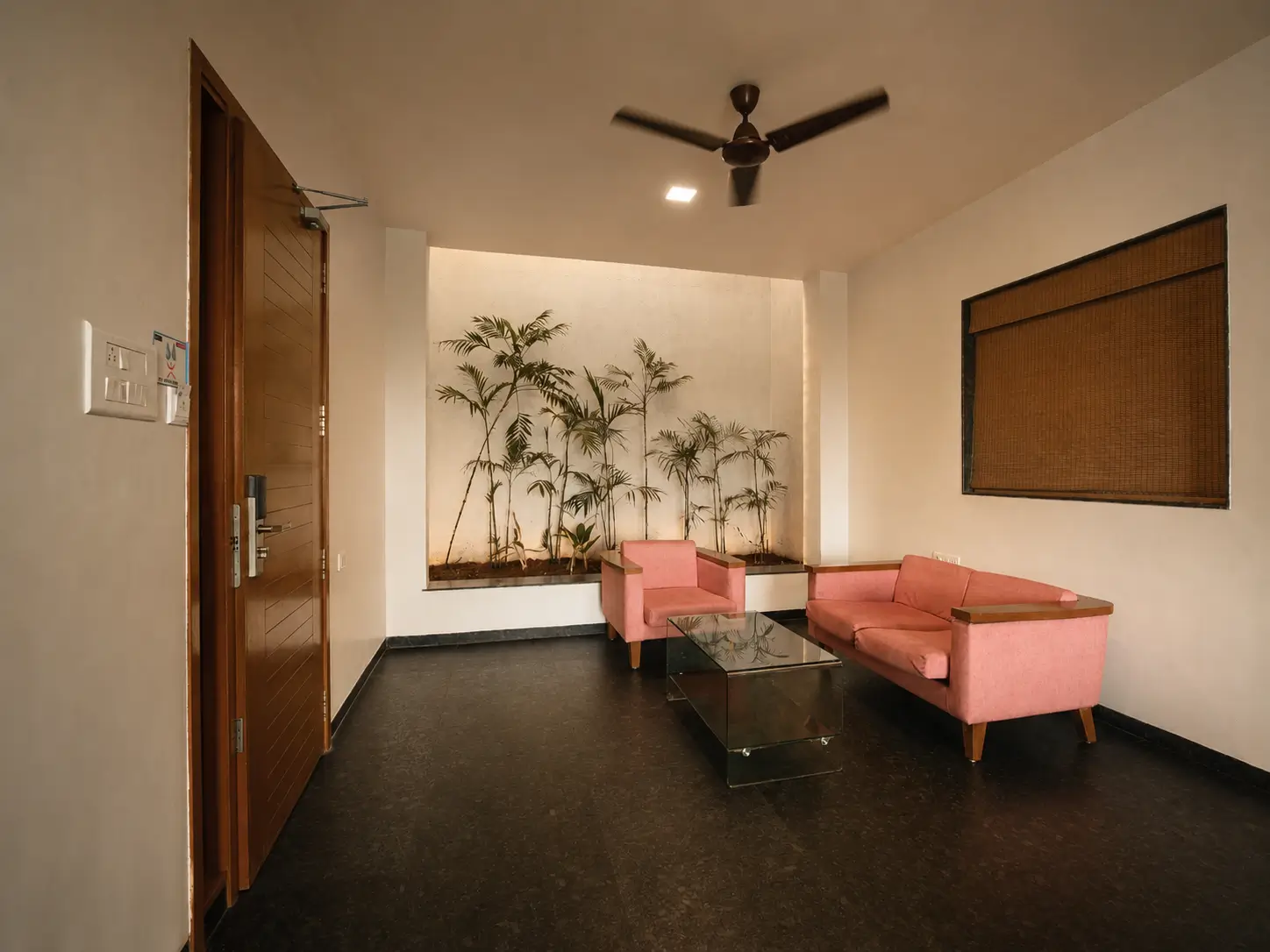Executive  Room (Vineyard+Garden View) room image 3