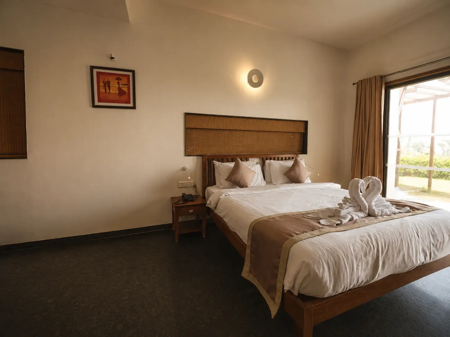 Executive (Garden+Pool) room image 2